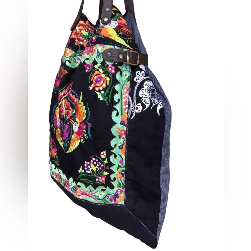Wabags Boho Embroidered Large Tote - Picture 5 of 16